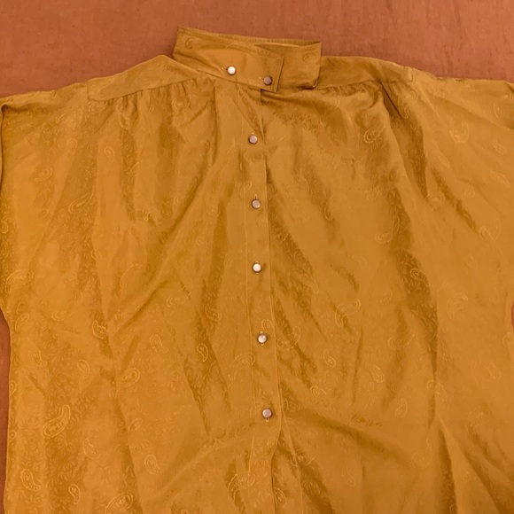 Vintage Reine Seide Gold Button Blouse, Size 42 - Picture 5 of 10